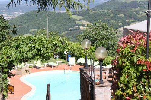 Hostal Agriturismo Casale Le Burgne