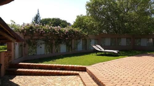 Lokuthula Country Lodge