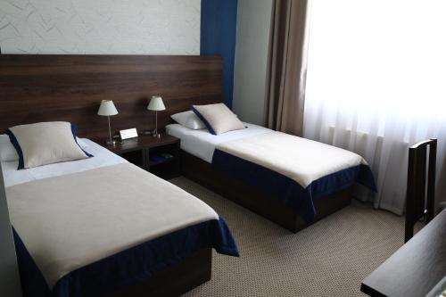 Avenue Hotel