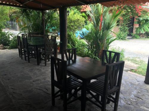 Bed & Breakfast Hostal Elia Victoria