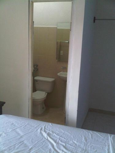 Bed & Breakfast Hostal Elia Victoria