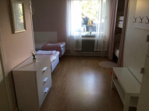 Hostal Hotell Paradis