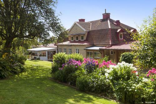 Hostal Hotell Paradis