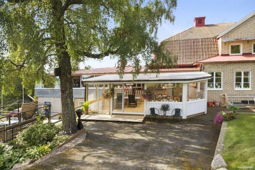 Hostal Hotell Paradis