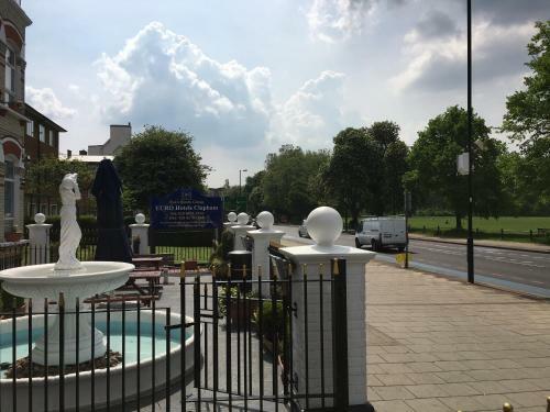 Clapham South Dudley Hotel