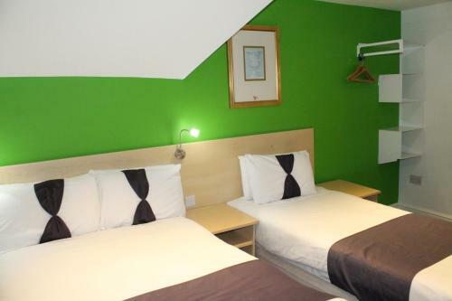 Clapham South Dudley Hotel