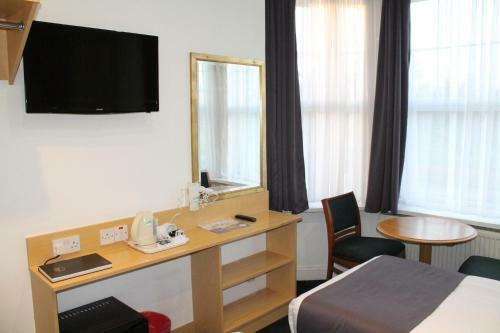 Clapham South Dudley Hotel