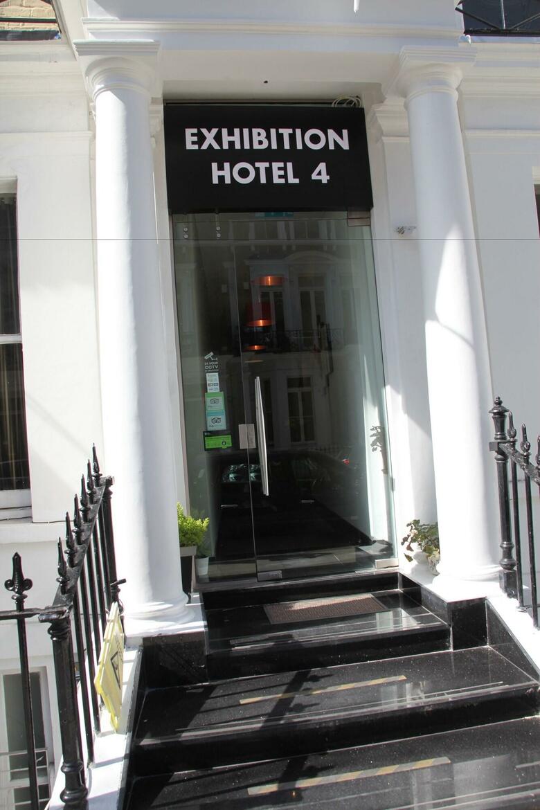 Exhibition Court Hotel 4
