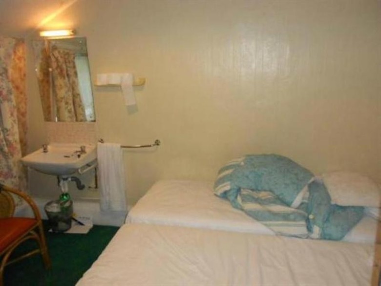 Hotel Fairways Bayswater
