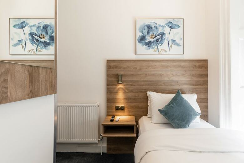 Griffin House Hotel
