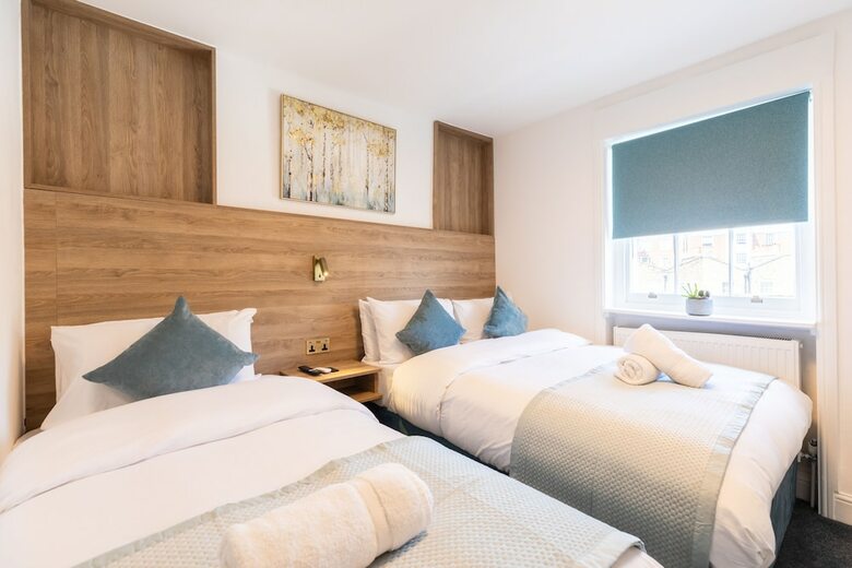 Griffin House Hotel
