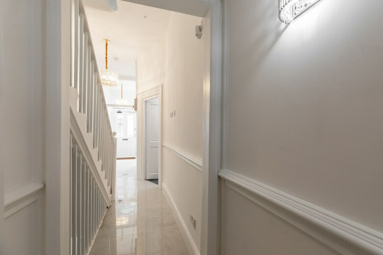 Griffin House Hotel