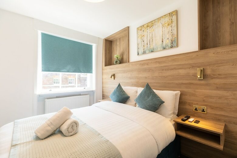Griffin House Hotel
