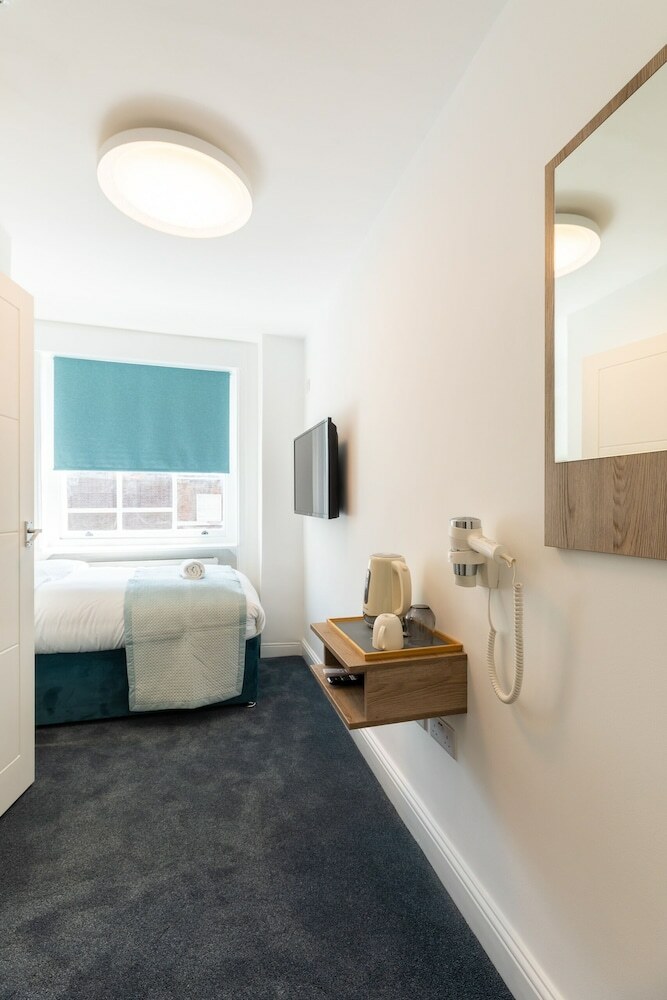 Griffin House Hotel
