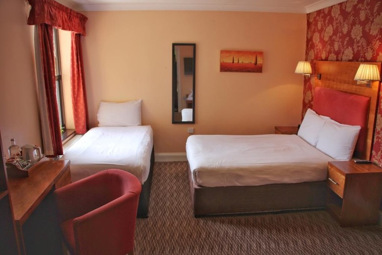 Mehfil Hotel