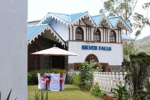 Hotel Silver Falls