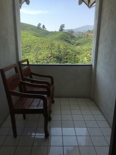Hotel Silver Falls