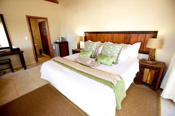 Tshukudu Game Lodge