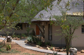 Tshukudu Game Lodge