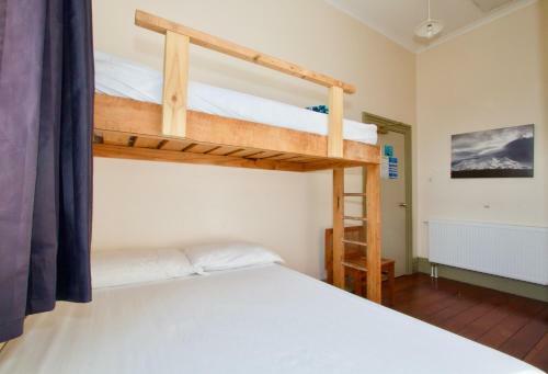 Hostal Station Lodge