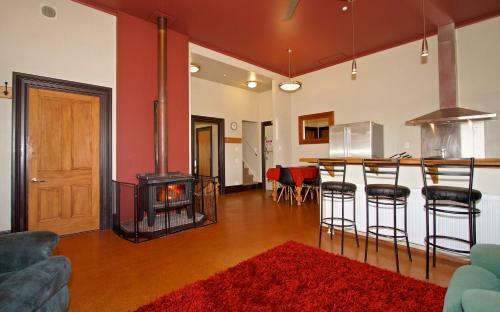 Hostal Station Lodge