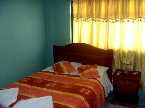 Hostal Casa Los Delfines