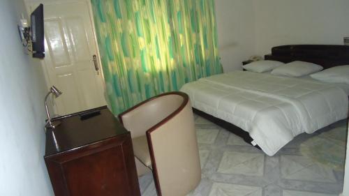 Wadoma Royale Hotel