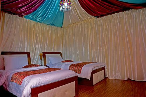 Sun City Camp