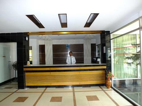 Hotel Uni Resort