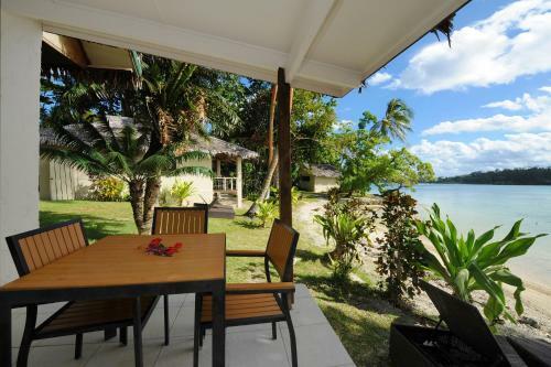 Hotel Erakor Island Resort & Spa