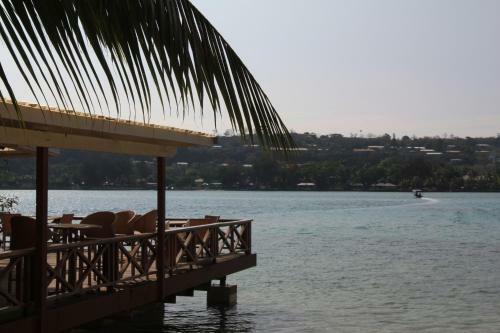 Hotel Erakor Island Resort & Spa