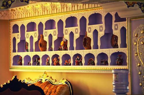 Emirkhan Hotel