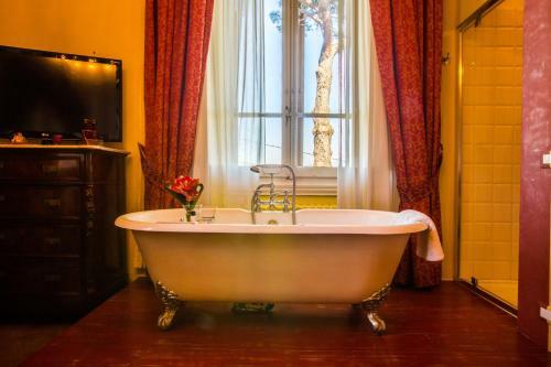 Hostal Relais Villa Al Vento