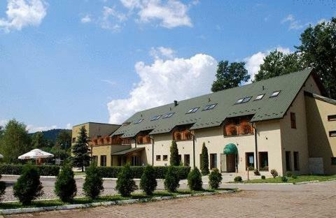 Hotel Zajazd D?bina