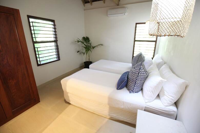 Villa 25