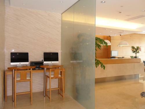 Ji Hotel Hongqiao Airport