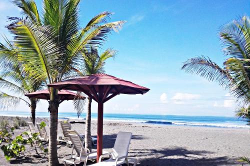 Hotel Las Olas Beach Resort