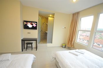 One Avenue Hotel