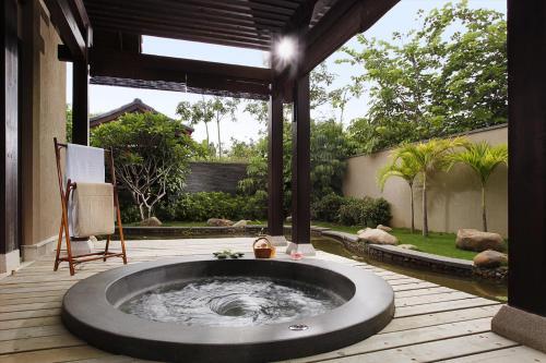 Narada Resort & Spa Perfume Bay Sanya (all Villas)