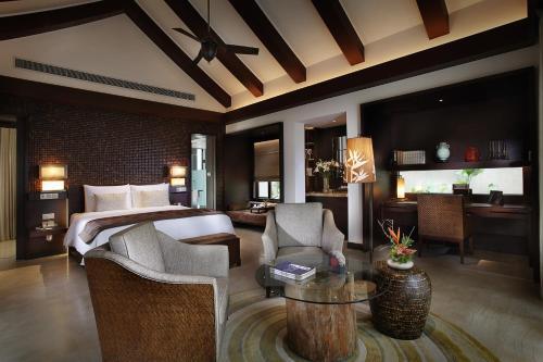 Narada Resort & Spa Perfume Bay Sanya (all Villas)
