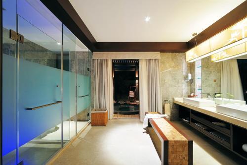 Narada Resort & Spa Perfume Bay Sanya (all Villas)