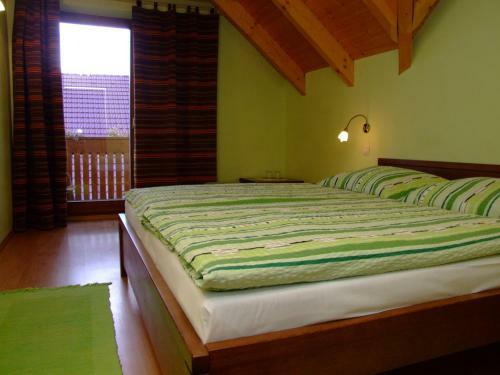 Hostal Penzion �smev