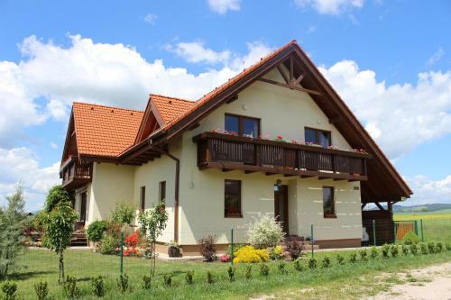 Hostal Penzion �smev