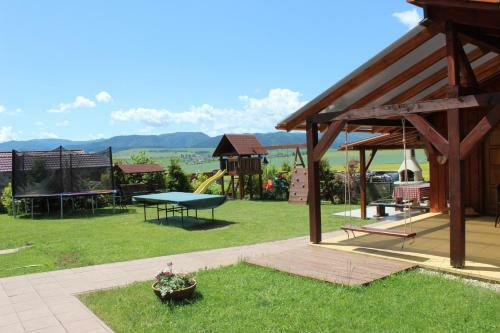 Hostal Penzion �smev