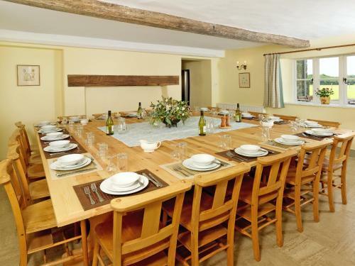 Henley Farmhouse