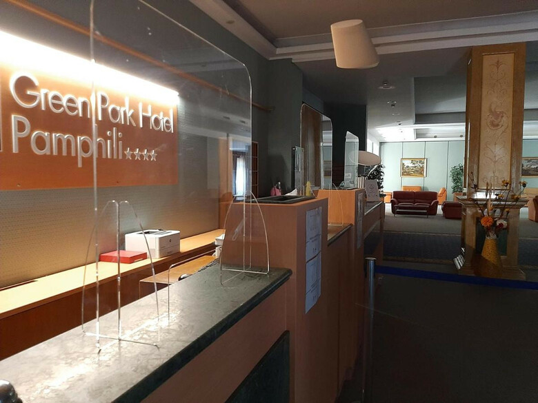 Ele Green Park Hotel Pamphili