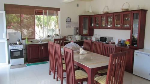 Hotel Rainbow Lagoon Villa