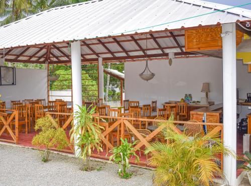 Hotel Nuevo Amanecer
