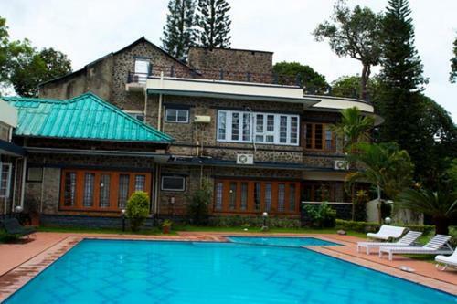 Hotel Aranya Nivas