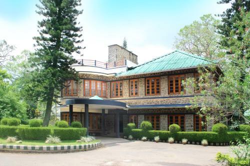 Hotel Aranya Nivas